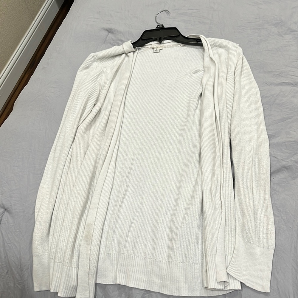 A nice plain white sweater